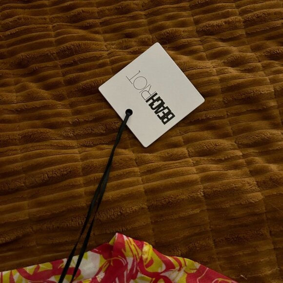 NWT BeachRiot Kathleen Top - Picture 5 of 8